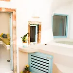 شقة Calliope's With Jacuzzi Pýrgos