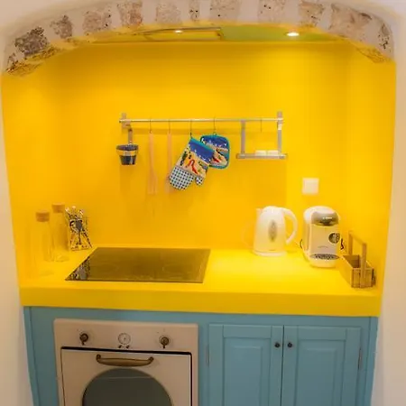 Calliope's With Jacuzzi