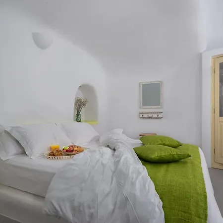 Calliope's With Jacuzzi