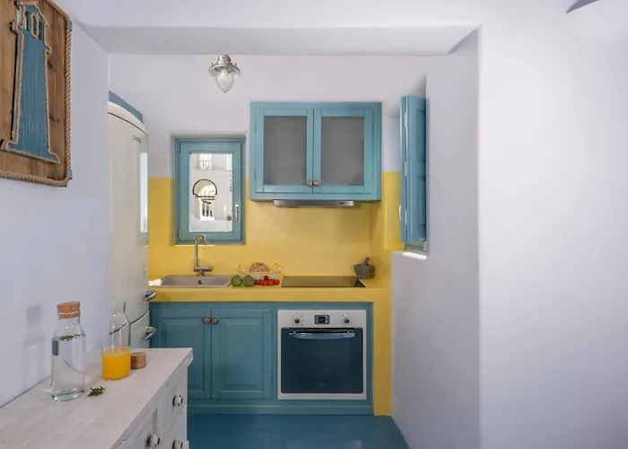 Calliope's With Jacuzzi شقة *