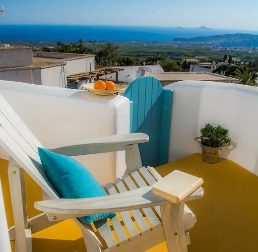 Calliope's With Jacuzzi Pýrgos