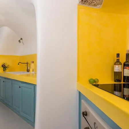 Calliope's With Jacuzzi