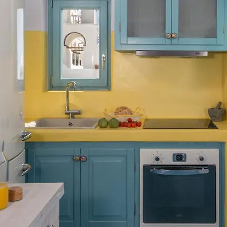 Calliope's With Jacuzzi Apartment Pyrgos Kallistis