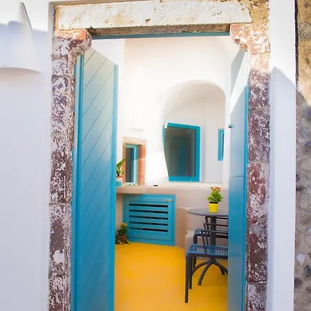 Calliope's With Jacuzzi Pýrgos