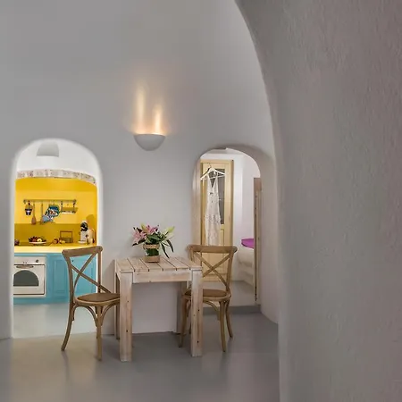 Apartment Calliope's With Jacuzzi Pýrgos