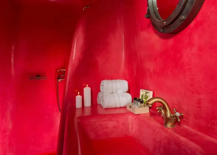 Calliope's With Jacuzzi *