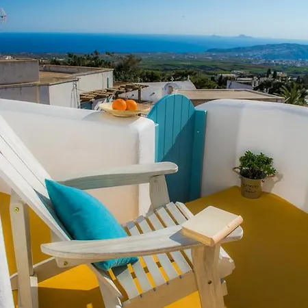 Calliope's With Jacuzzi Pýrgos